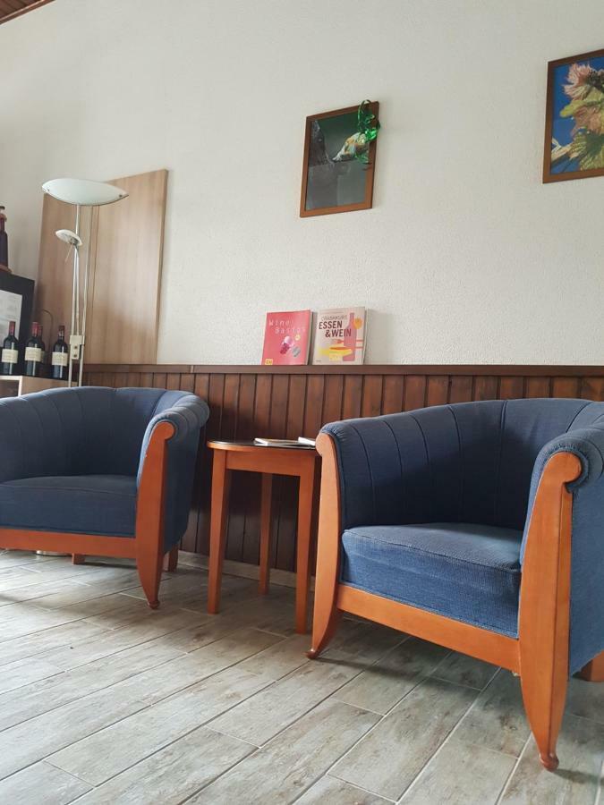 Villa Zur Weinlaube à Mönchhof Extérieur photo